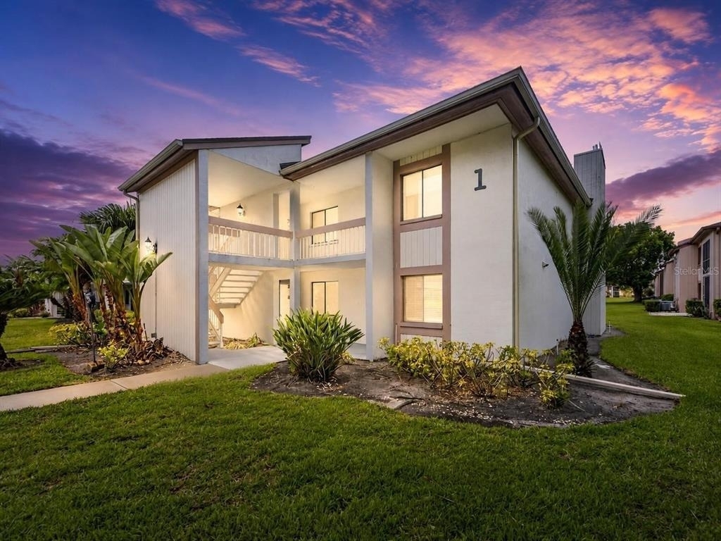 115 Lakeview Place - Photo 3