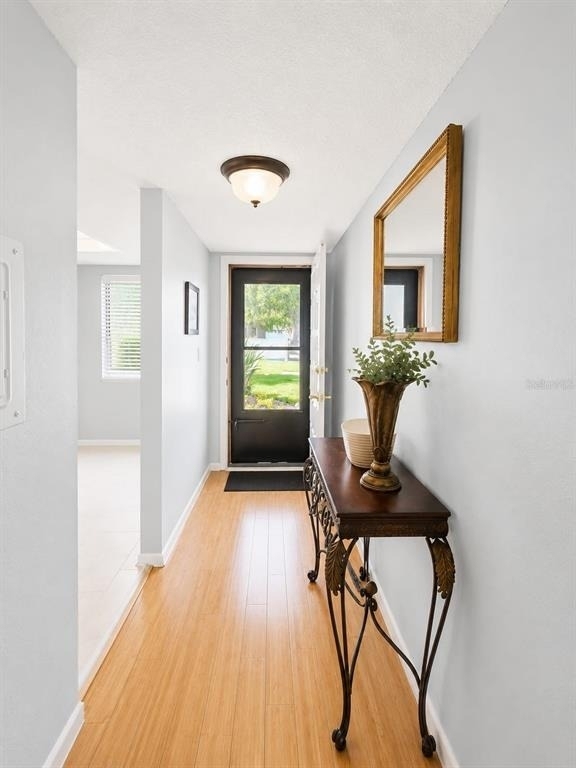 115 Lakeview Place - Photo 3