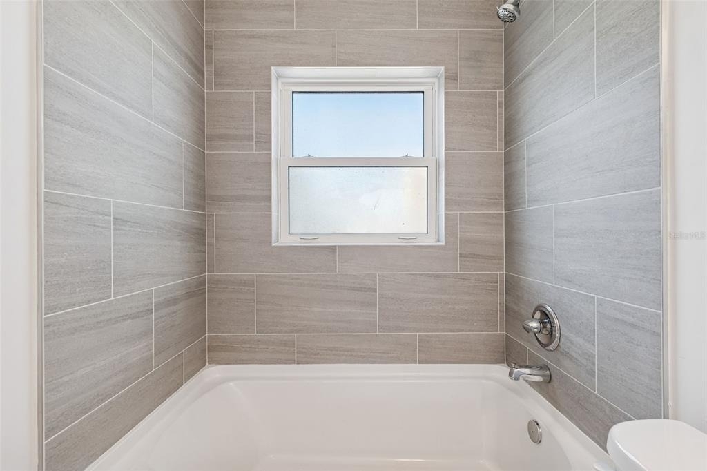 14919 N Bayshore Drive - Photo 22