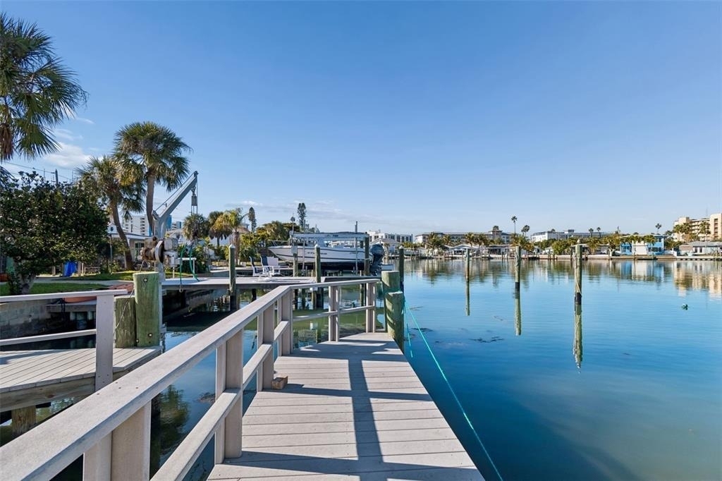 14919 N Bayshore Drive - Photo 51