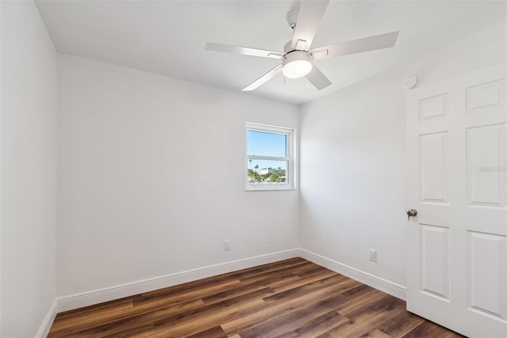 14919 N Bayshore Drive - Photo 27