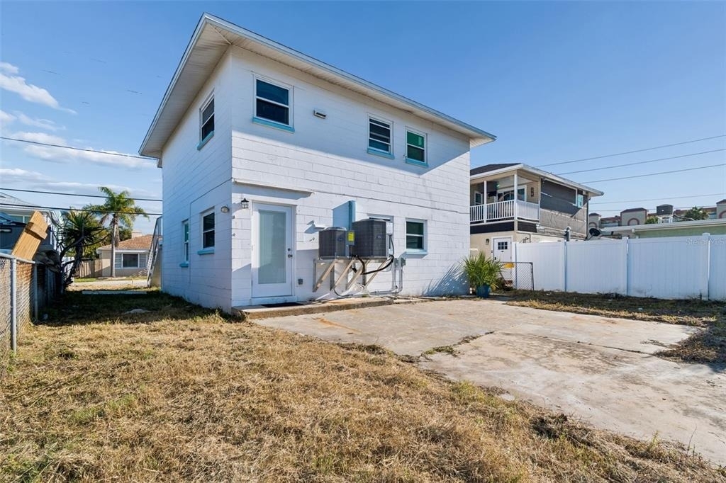 14919 N Bayshore Drive - Photo 28