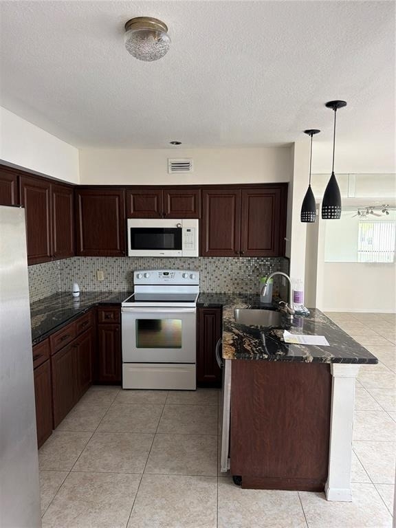 700 Starkey Road - Photo 4