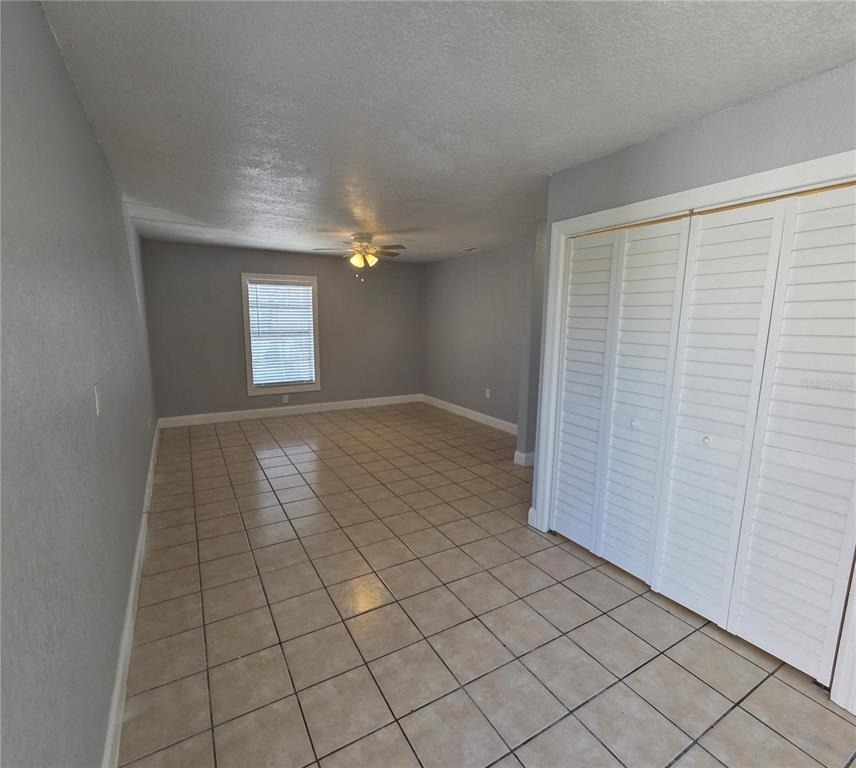 5720 N Lincoln Avenue - Photo 1