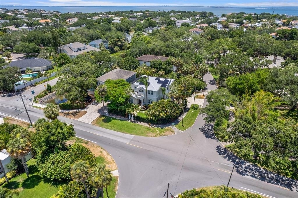 4802 W Beachway Drive - Photo 40