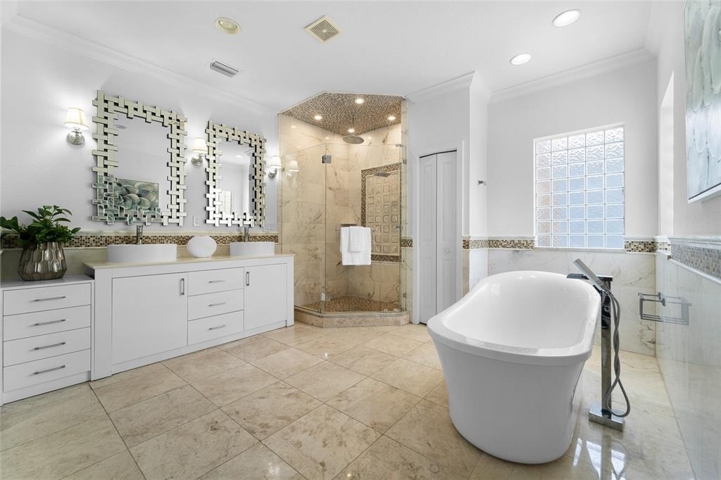 4802 W Beachway Drive - Photo 32