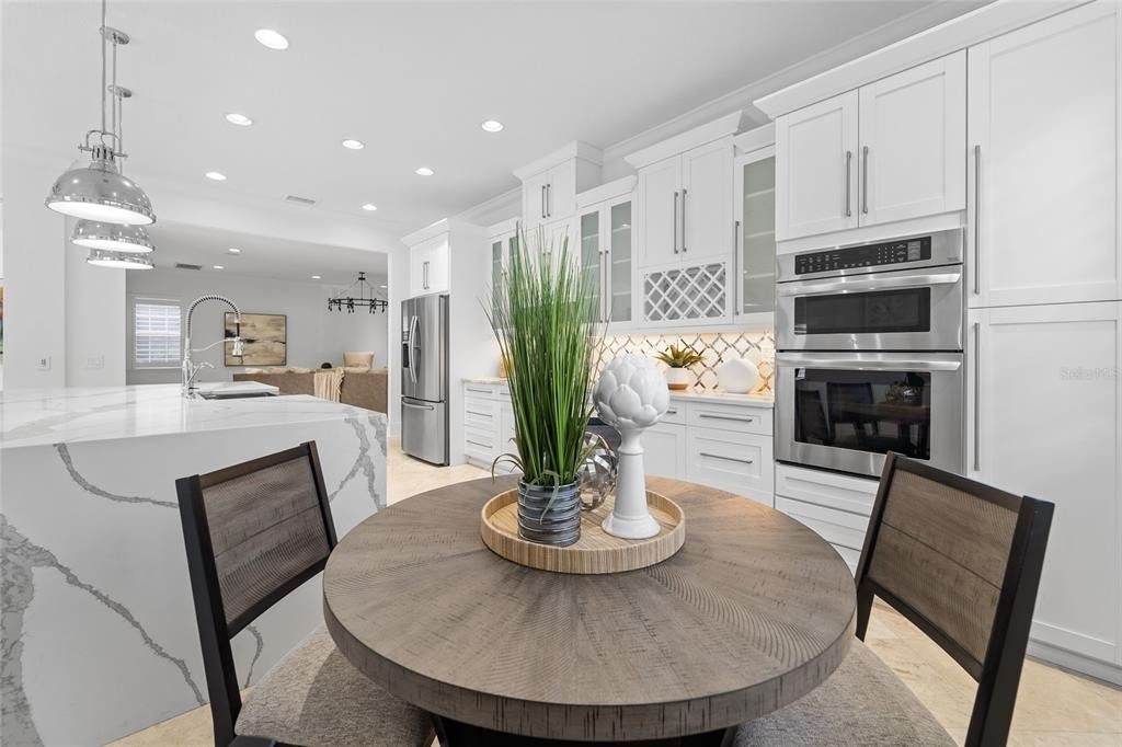 4802 W Beachway Drive - Photo 5
