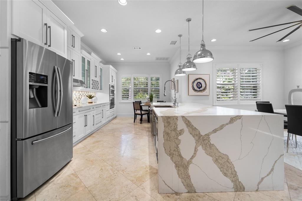 4802 W Beachway Drive - Photo 6