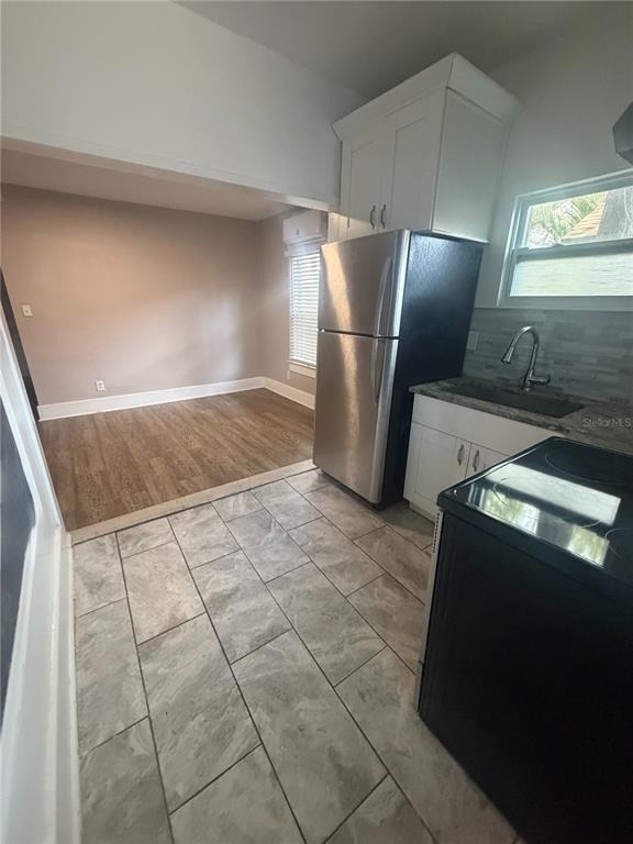 819 6th Street N - Photo 2