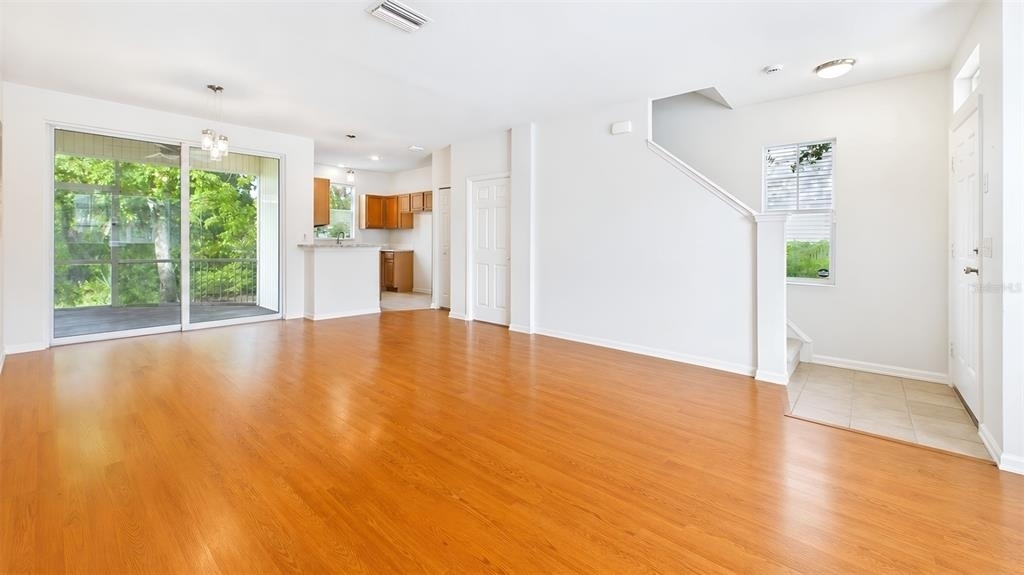 12426 Country White Circle - Photo 6