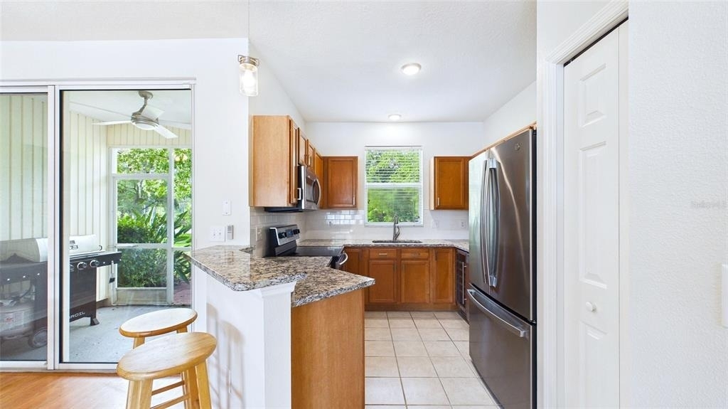 12426 Country White Circle - Photo 10