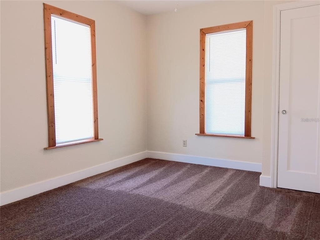 4840 19th Street N - Photo 9