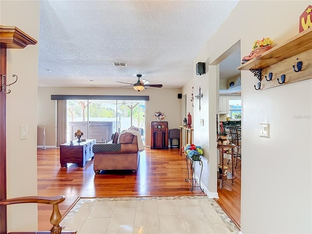 3008 Ripplewood Drive - Photo 4