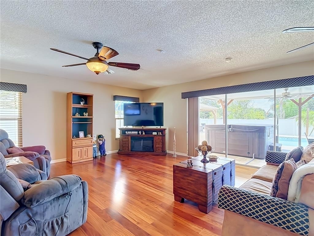 3008 Ripplewood Drive - Photo 6