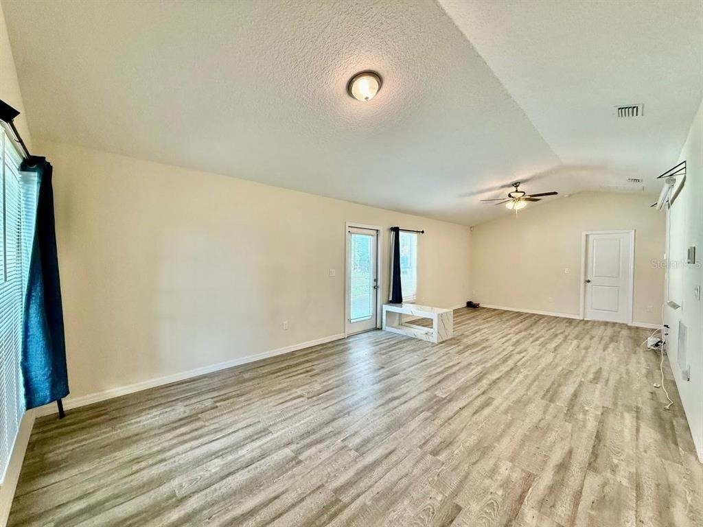 2904 E Columbus Drive - Photo 4
