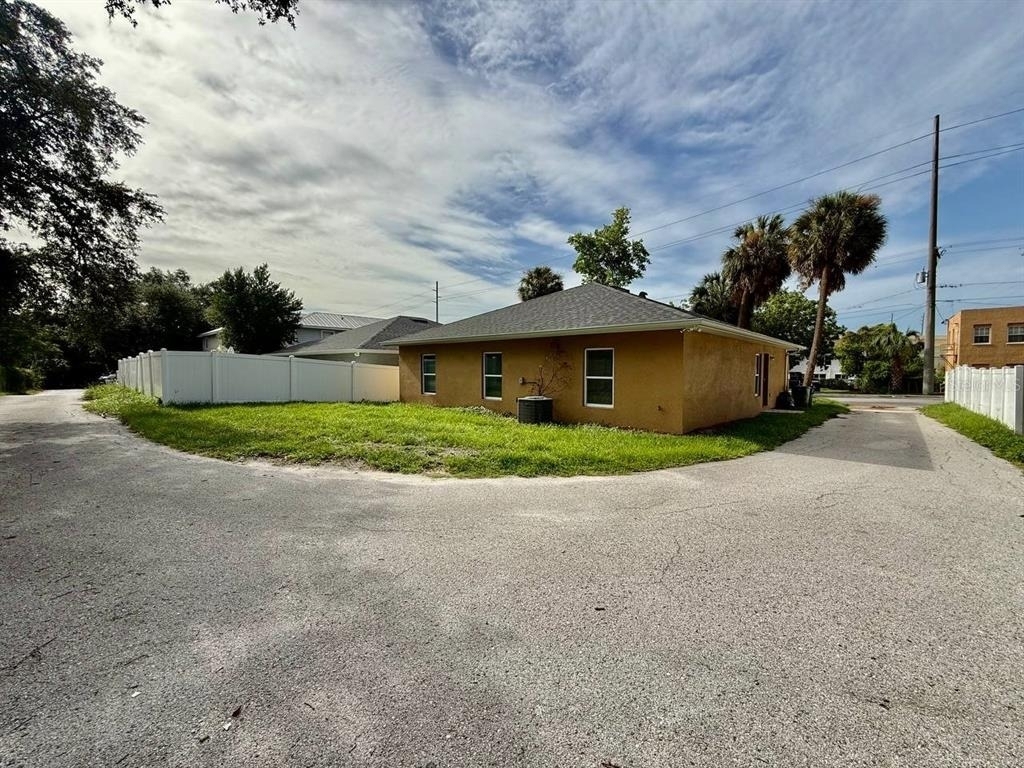 2904 E Columbus Drive - Photo 36