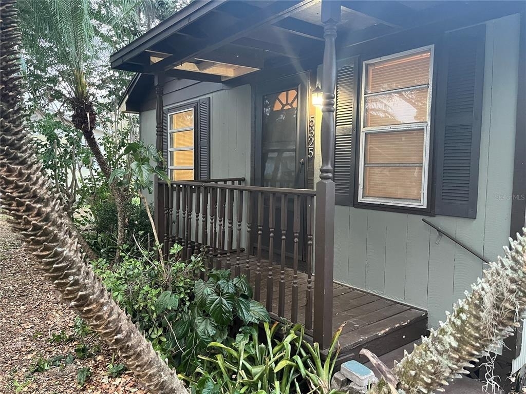 5325 Lime Avenue - Photo 0