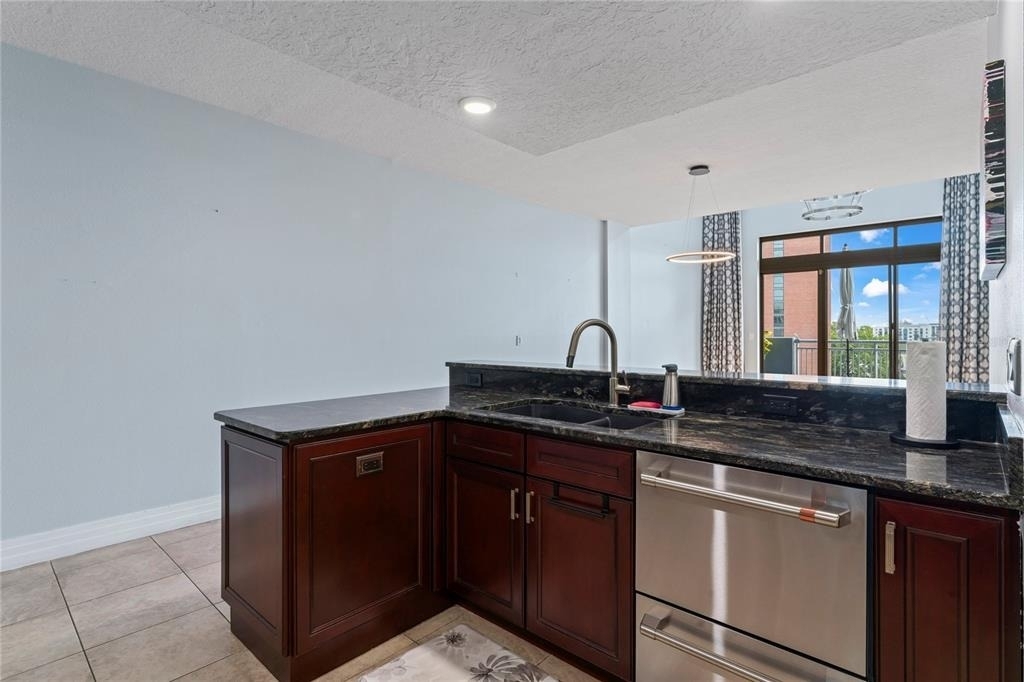 1108 N Franklin Street - Photo 16