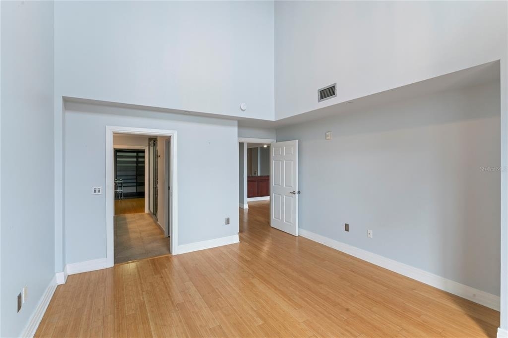 1108 N Franklin Street - Photo 6