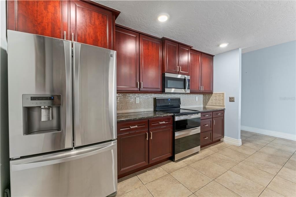 1108 N Franklin Street - Photo 15