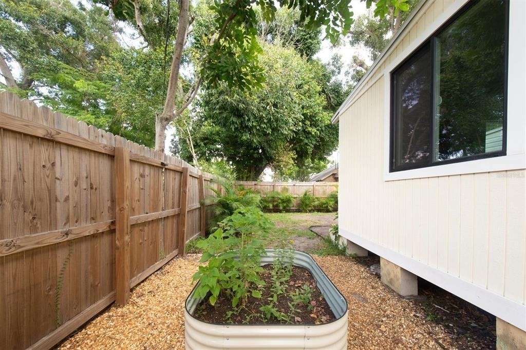 1840 51st Street S - Photo 4