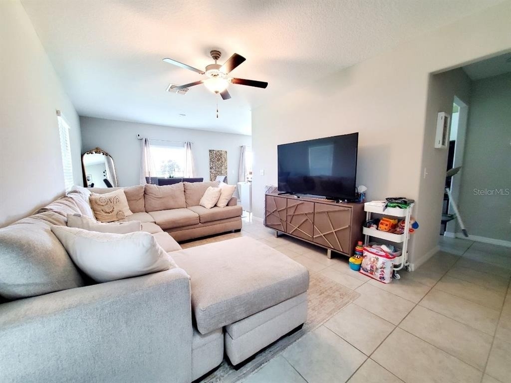 7026 Samuel Ivy Drive - Photo 3