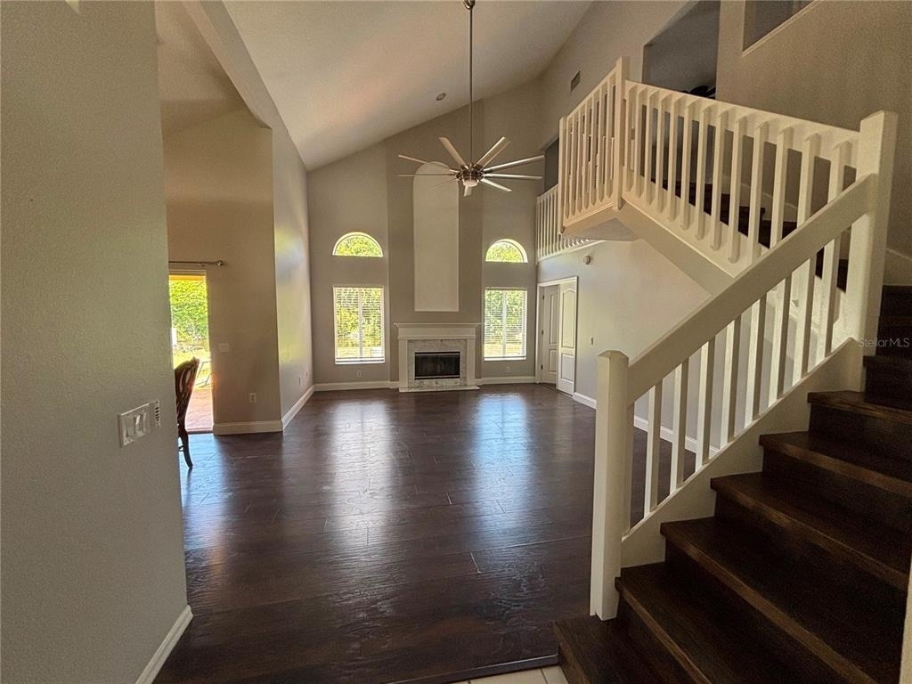 3231 Castle Rock Circle - Photo 2