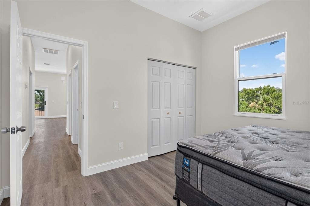 3022 W Douglas Street - Photo 10