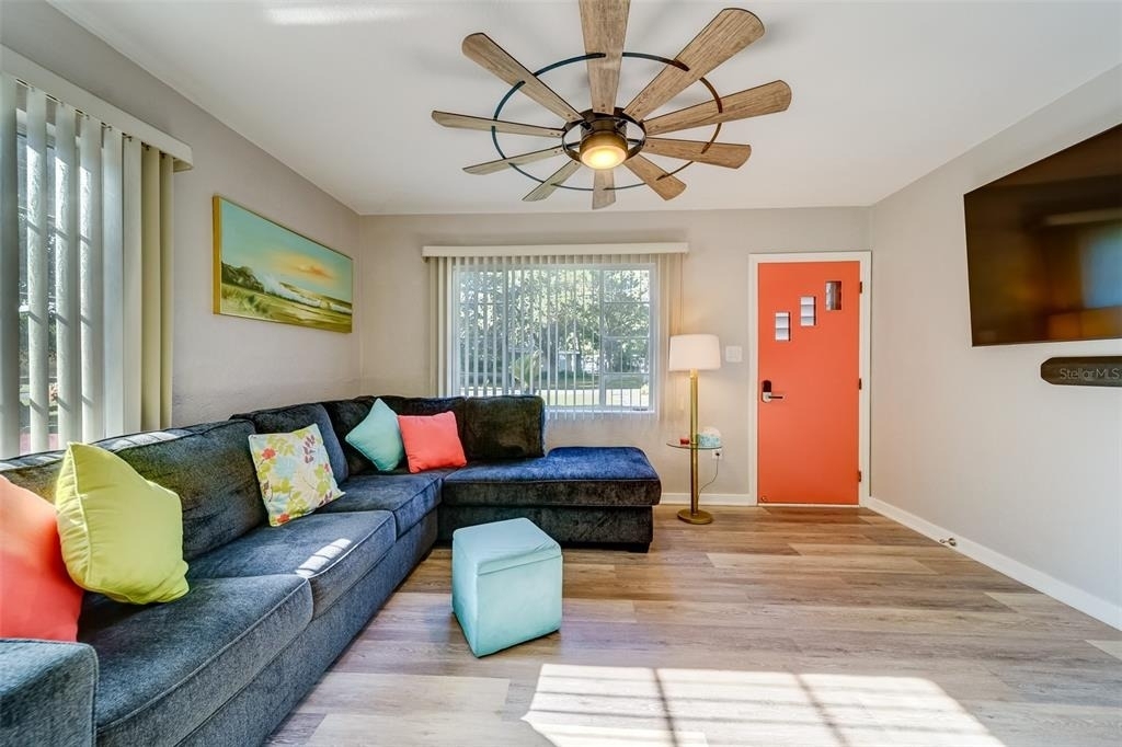 10802 Mohawk Road - Photo 3