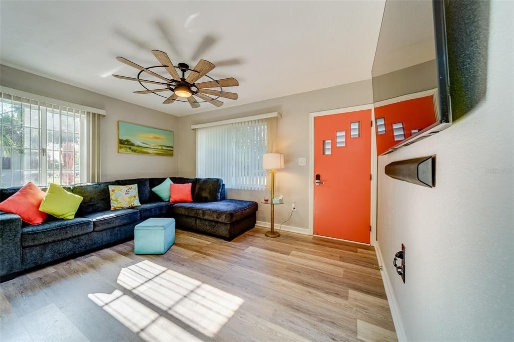 10802 Mohawk Road - Photo 2