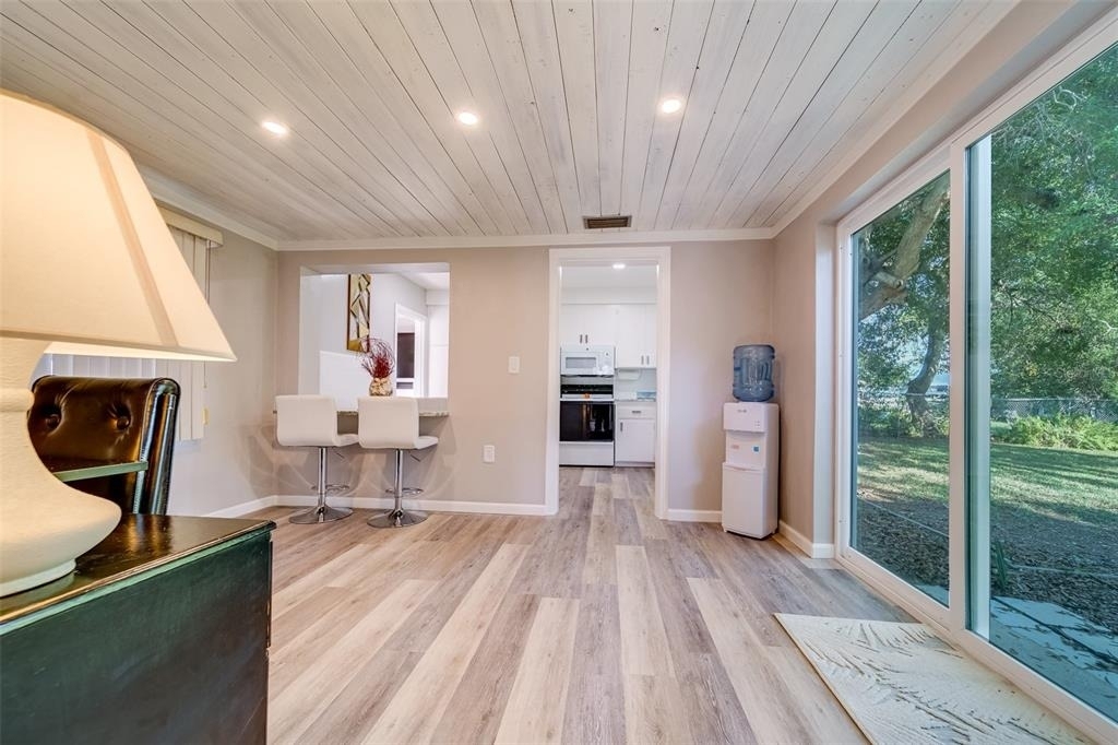 10802 Mohawk Road - Photo 14