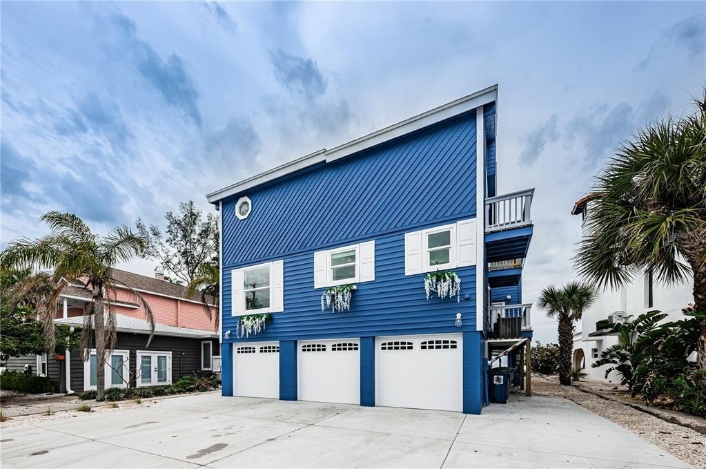 8432 W Gulf Boulevard - Photo 1