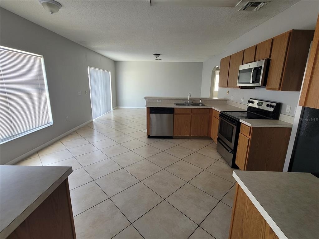 319 Alegriano Court - Photo 7