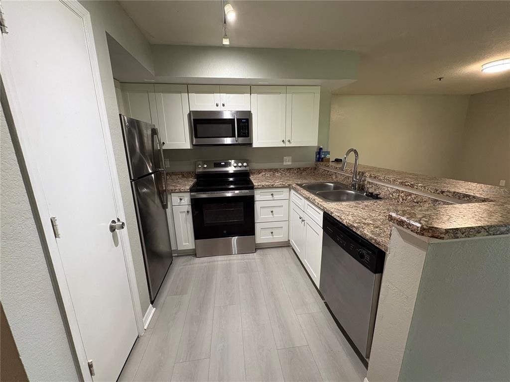7210 Westpointe Boulevard - Photo 7