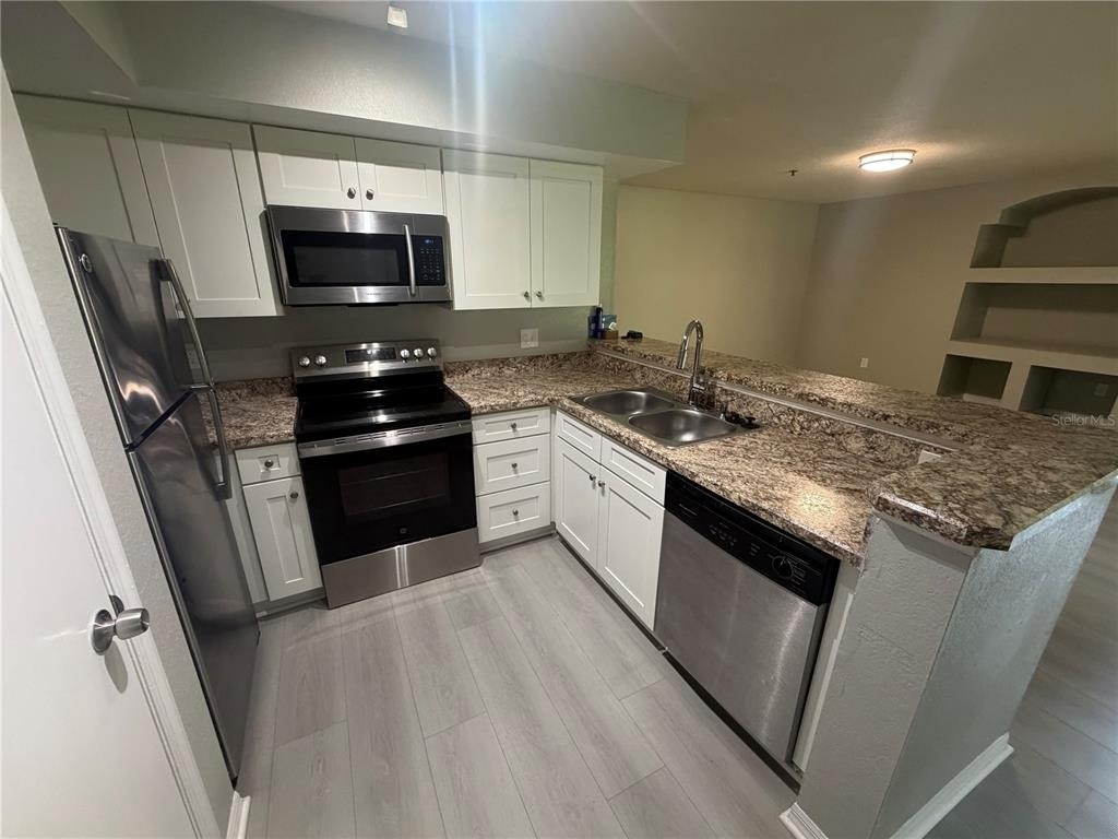 7210 Westpointe Boulevard - Photo 6