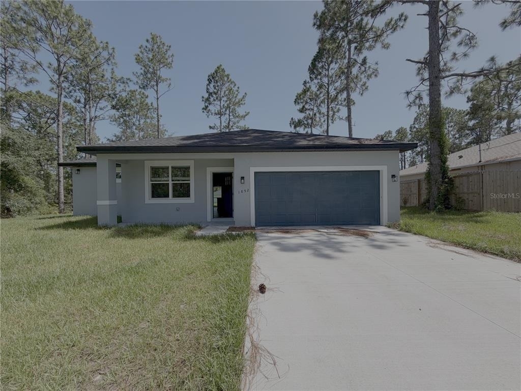 1852 W Quaker Lane - Photo 0