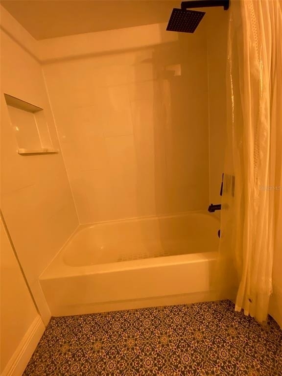 823 Camargo Way - Photo 11