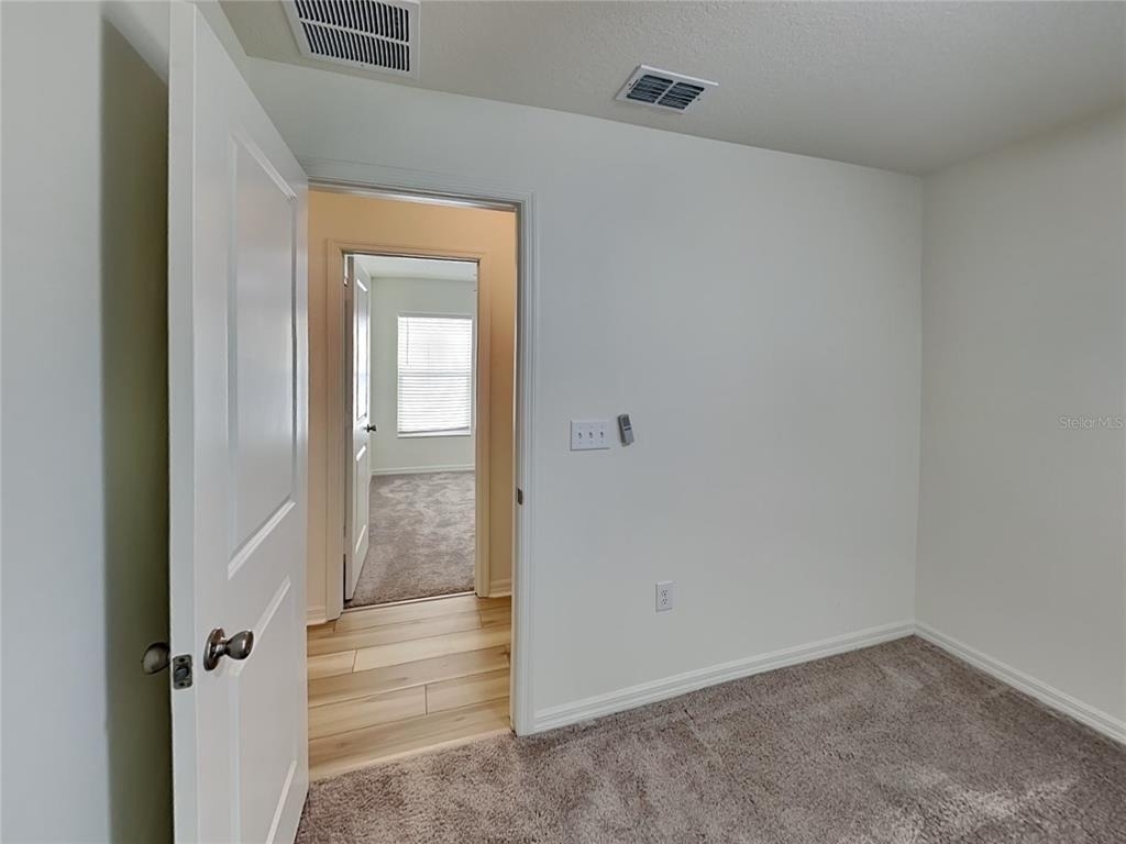 1052 Papaya Circle - Photo 15