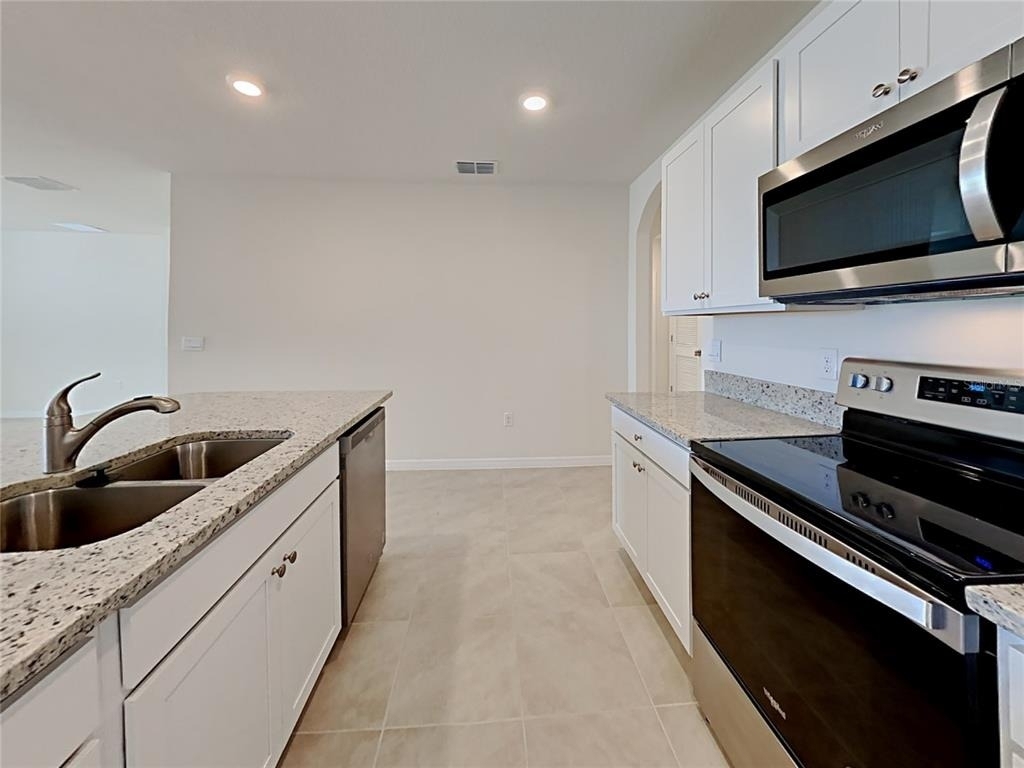 9678 Black Walnut Drive - Photo 4