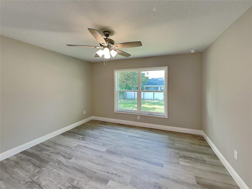 2082 W Swanson Drive - Photo 8