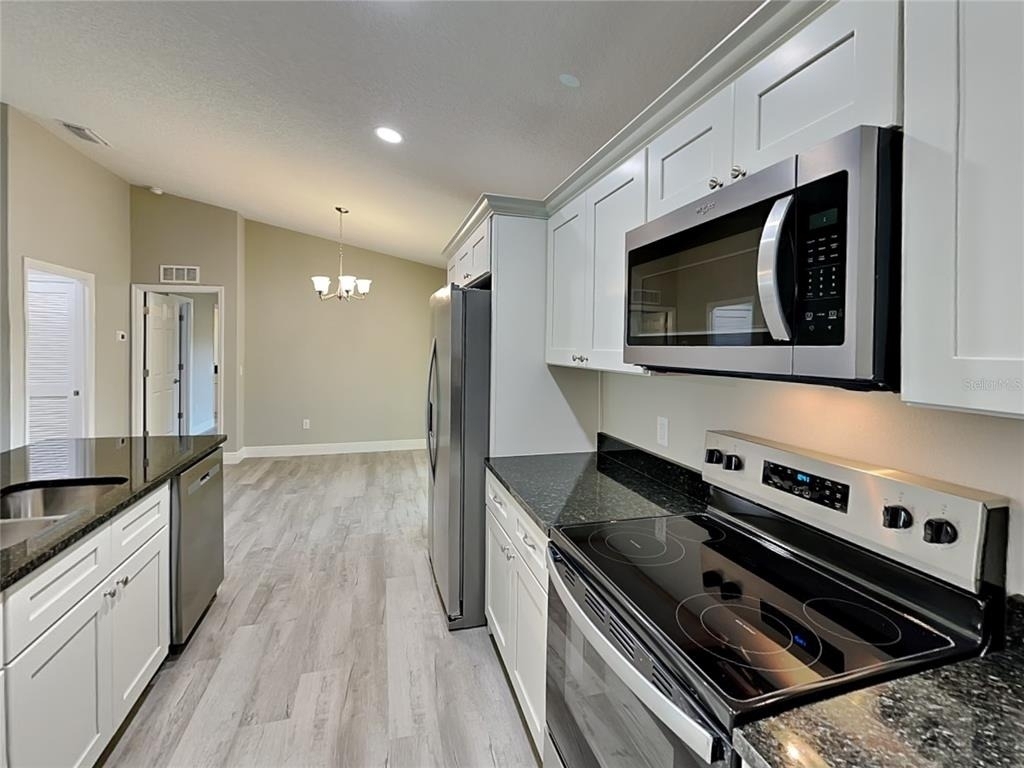 2082 W Swanson Drive - Photo 5