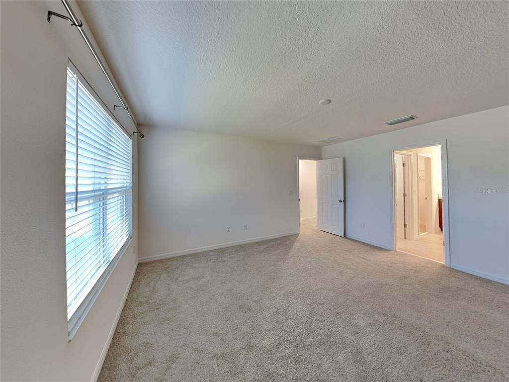 1615 Cloudy Court - Photo 4