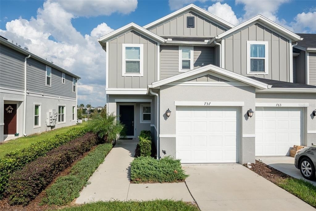 757 Stoney Point Circle - Photo 0