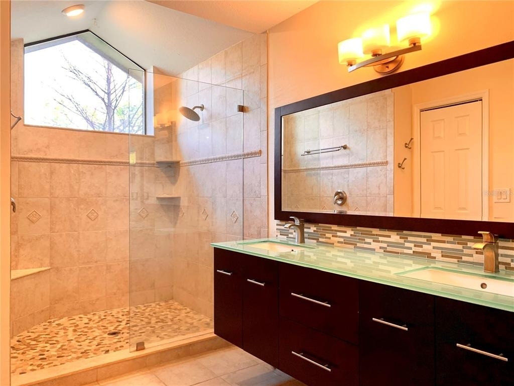1177 Baltic Lane - Photo 19
