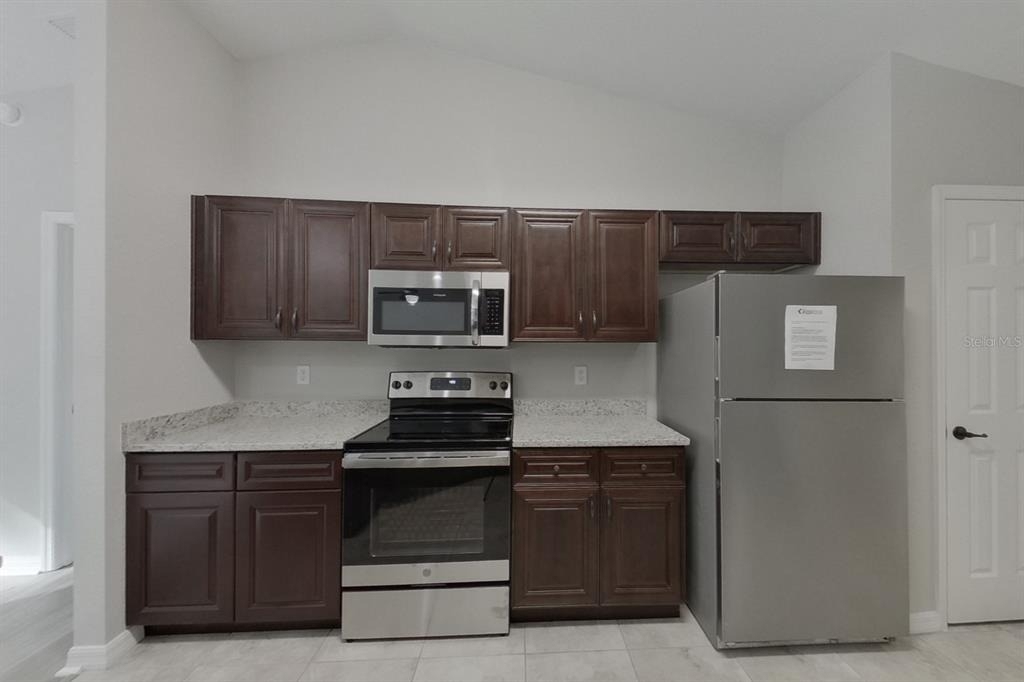 820 Marion Oaks Manor - Photo 11