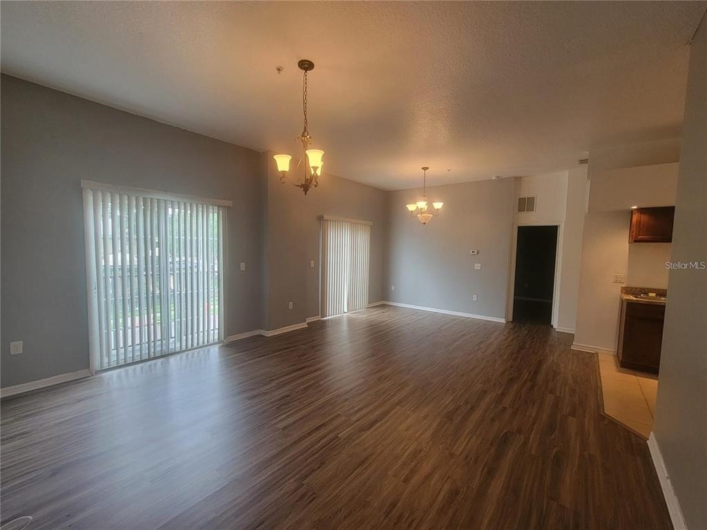 1432 Broken Oak Drive - Photo 3