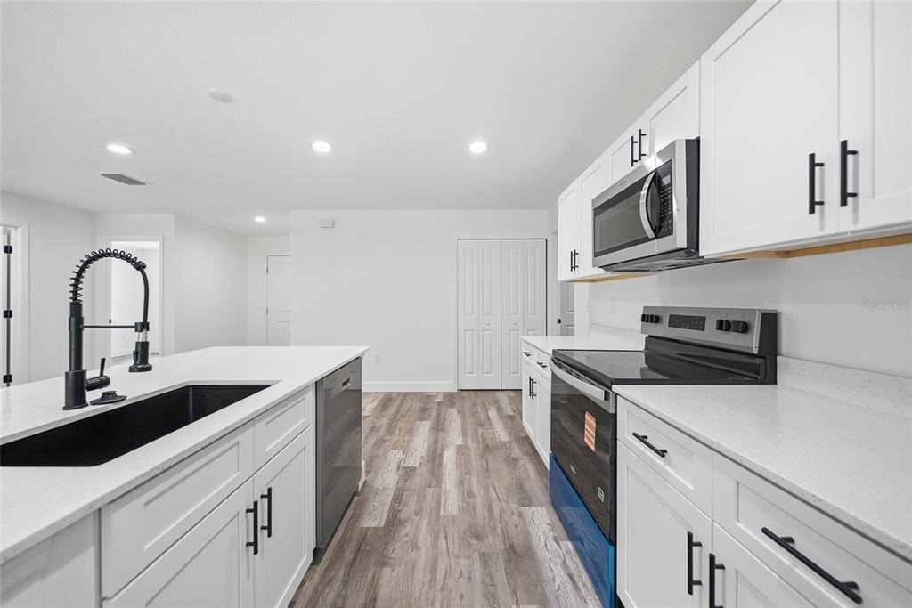 17180 Drayton Lane - Photo 10
