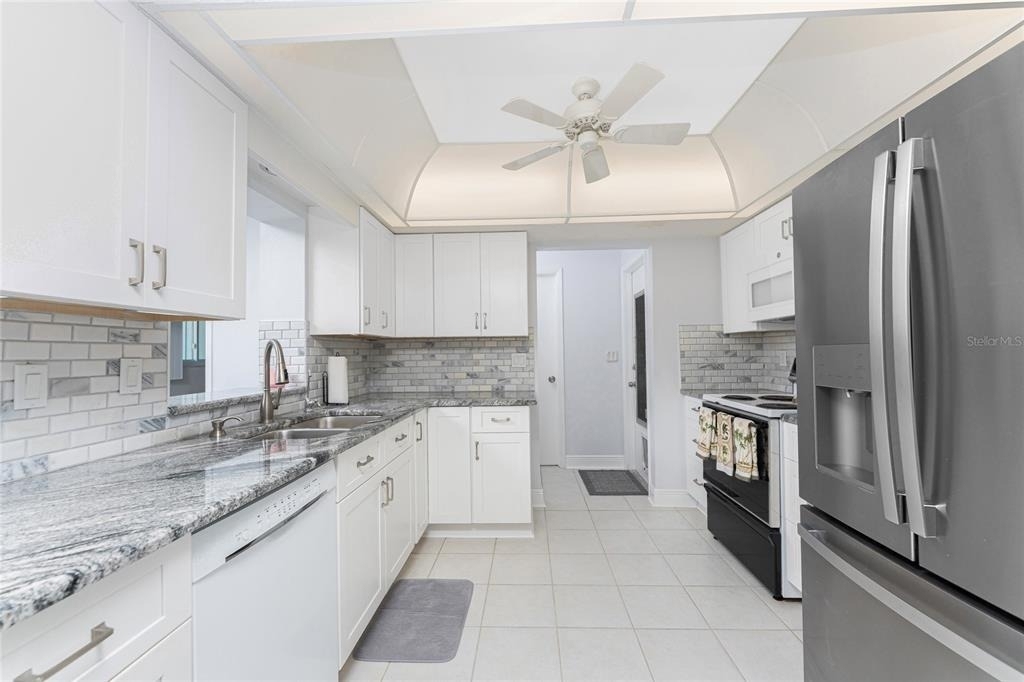 1720 Florence Avenue - Photo 10