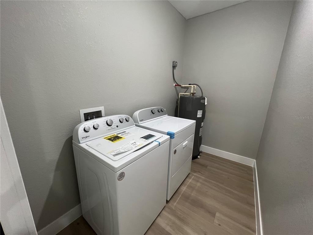 12128 Henley Avenue - Photo 18
