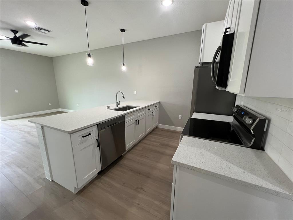 12128 Henley Avenue - Photo 4